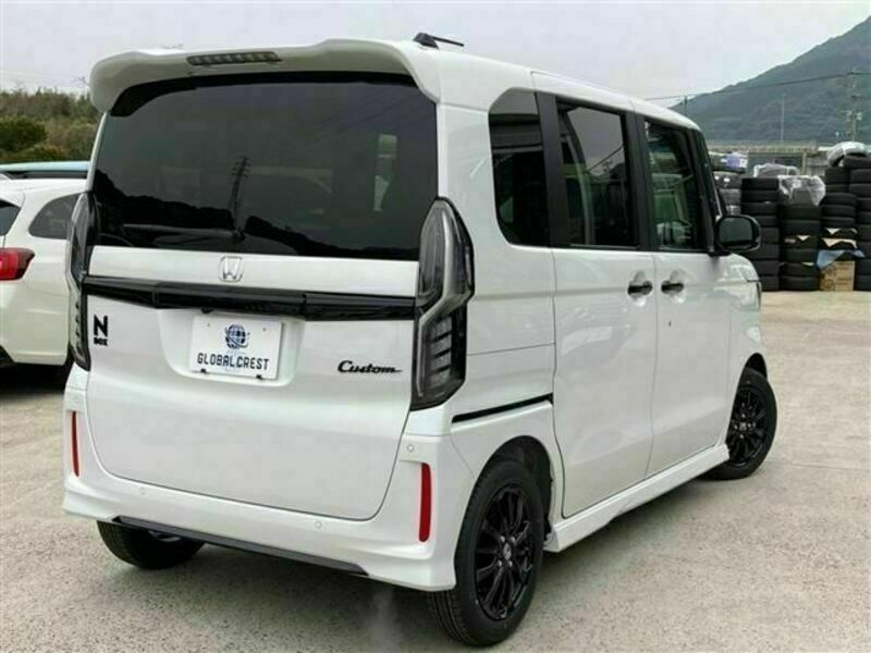 N BOX CUSTOM