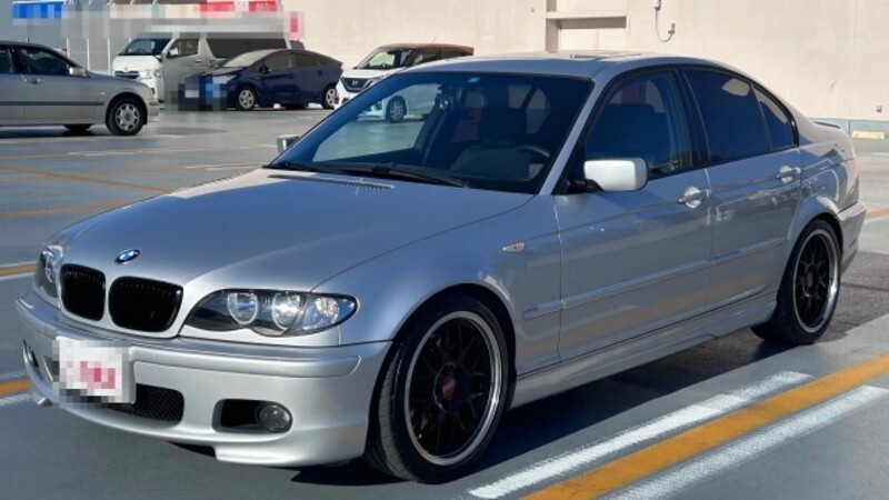 BMW 3 SERIES
