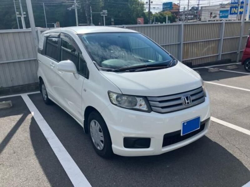 HONDA FREED SPIKE