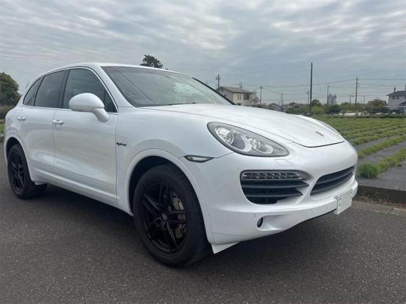 PORSCHE CAYENNE