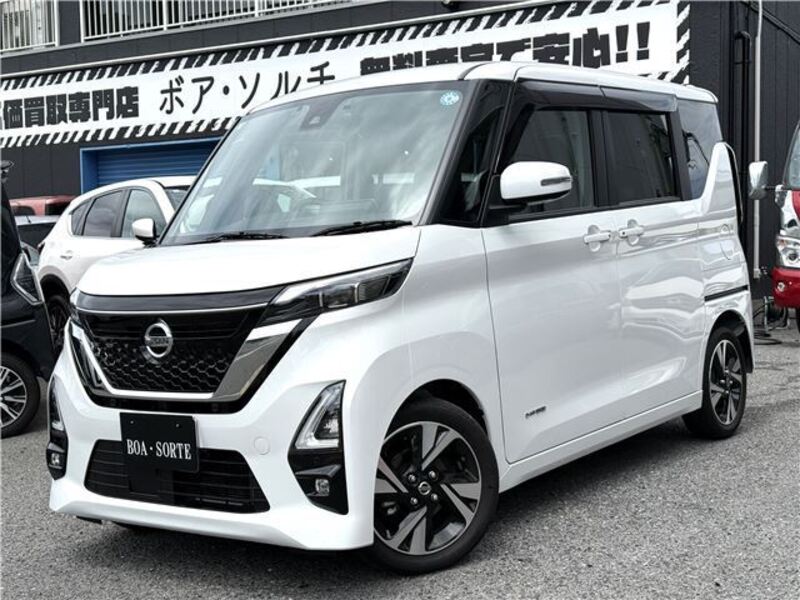 NISSAN ROOX
