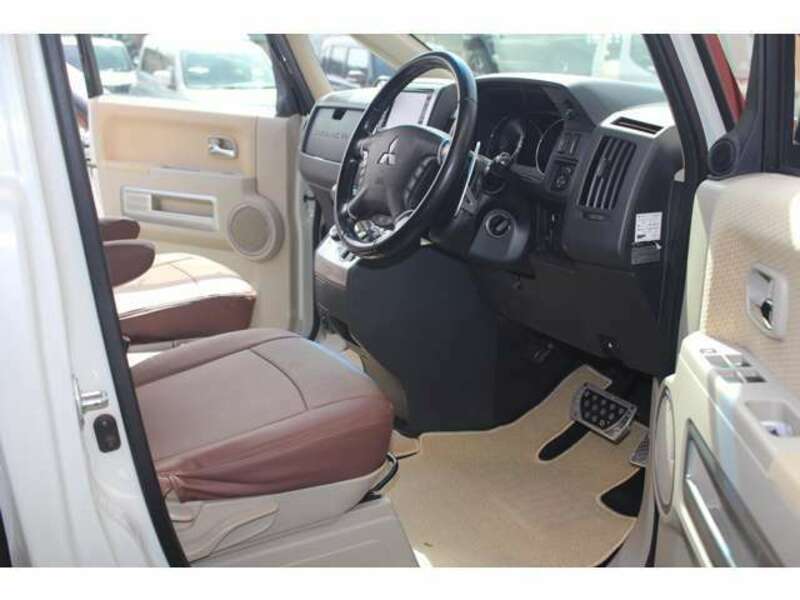 DELICA D5