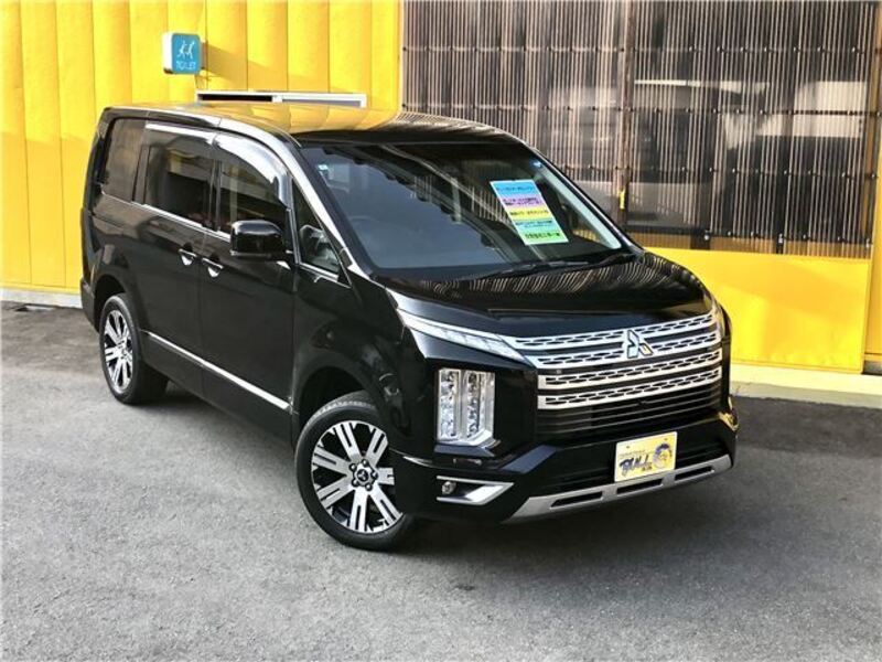 MITSUBISHI DELICA D5