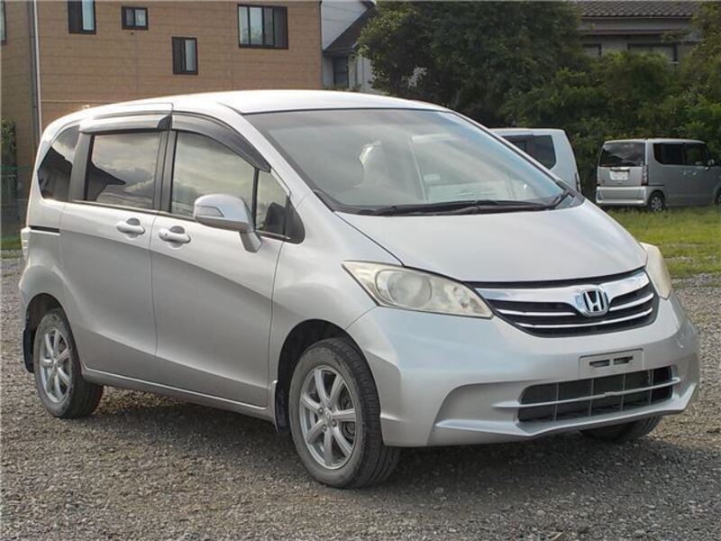 HONDA FREED