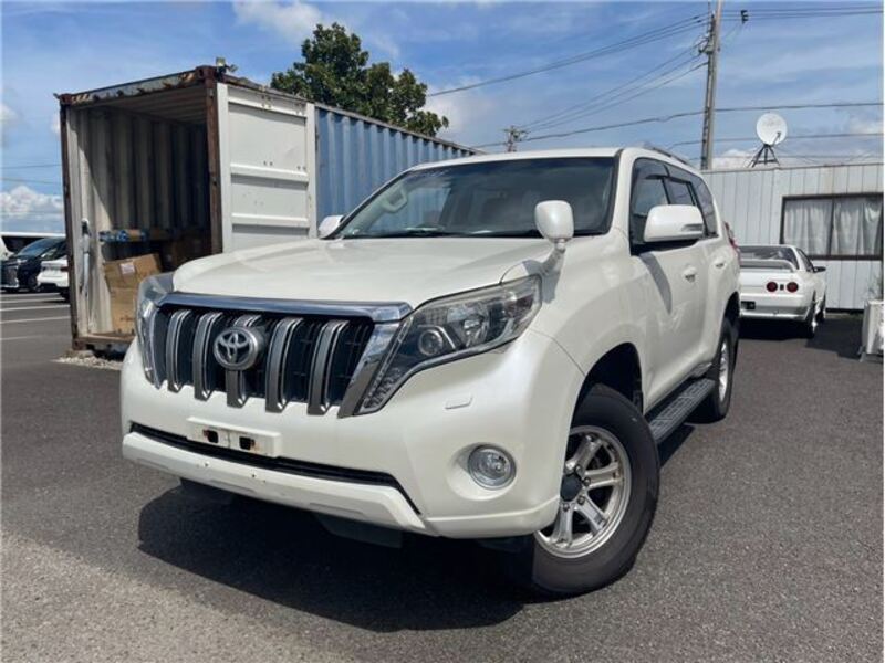 TOYOTA LAND CRUISER PRADO