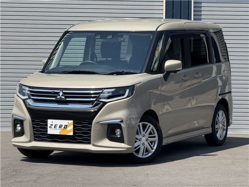 MITSUBISHI DELICA D2
