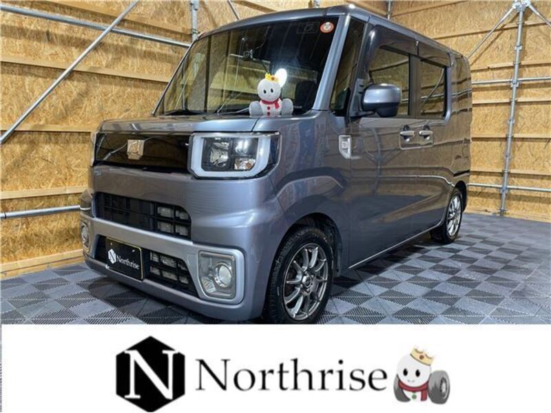 DAIHATSU WAKE