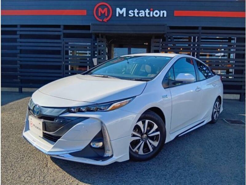 TOYOTA PRIUS PHV