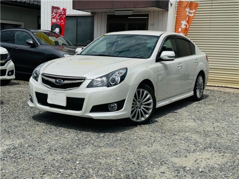SUBARU LEGACY B4