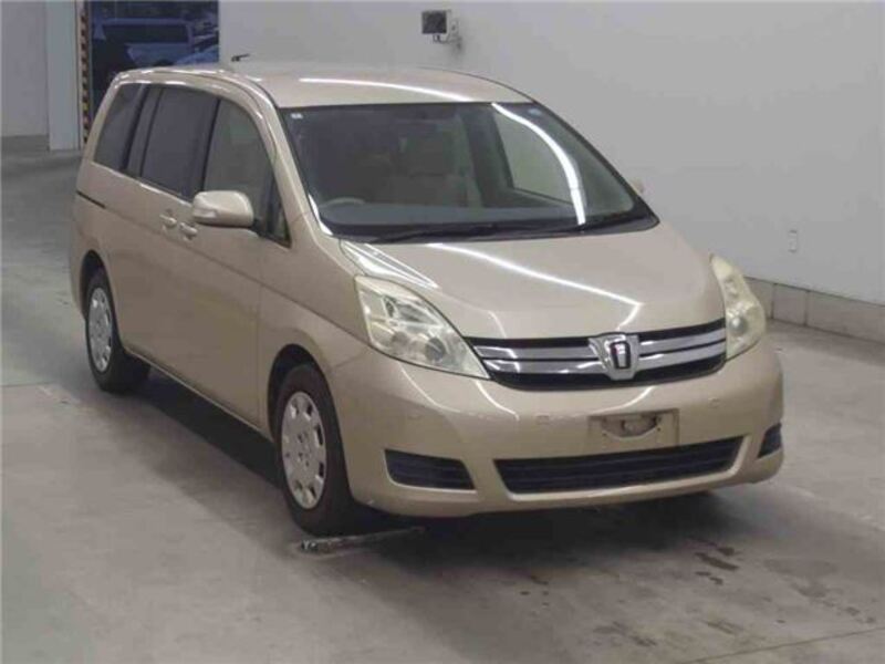 TOYOTA ISIS