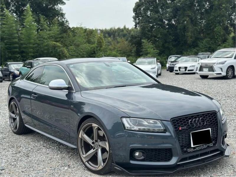 AUDI S5