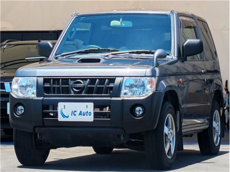 NISSAN KIX