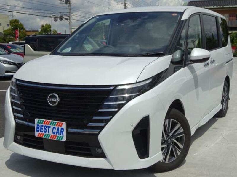 NISSAN SERENA