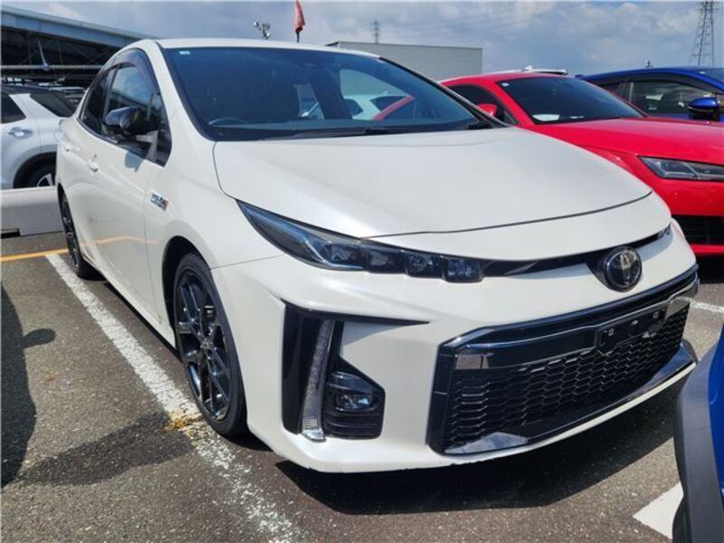 TOYOTA PRIUS PHV