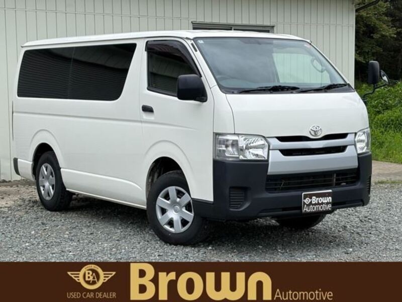 TOYOTA HIACE VAN