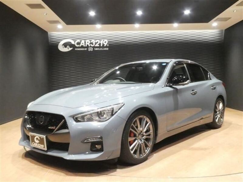 NISSAN SKYLINE