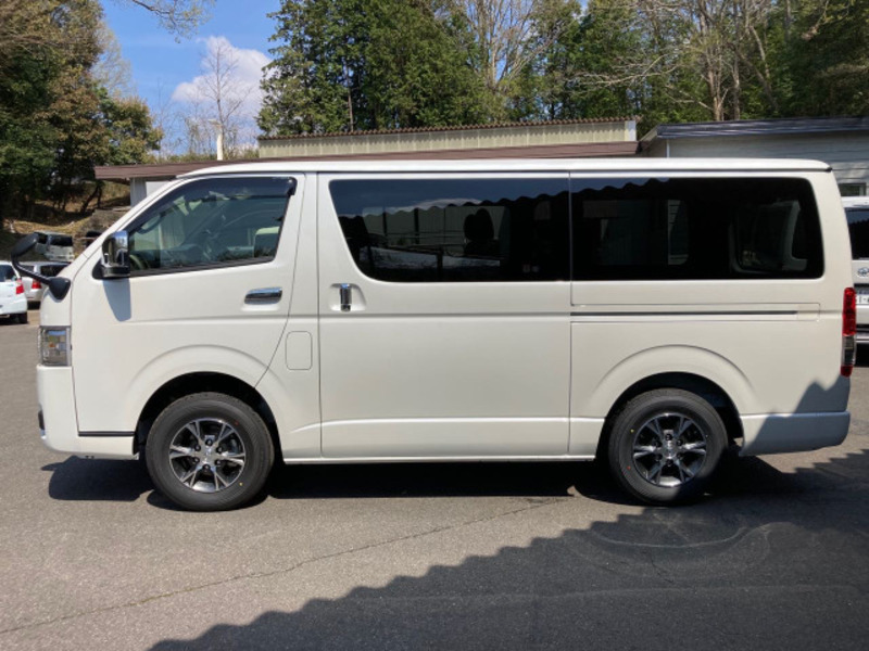 HIACE VAN-3