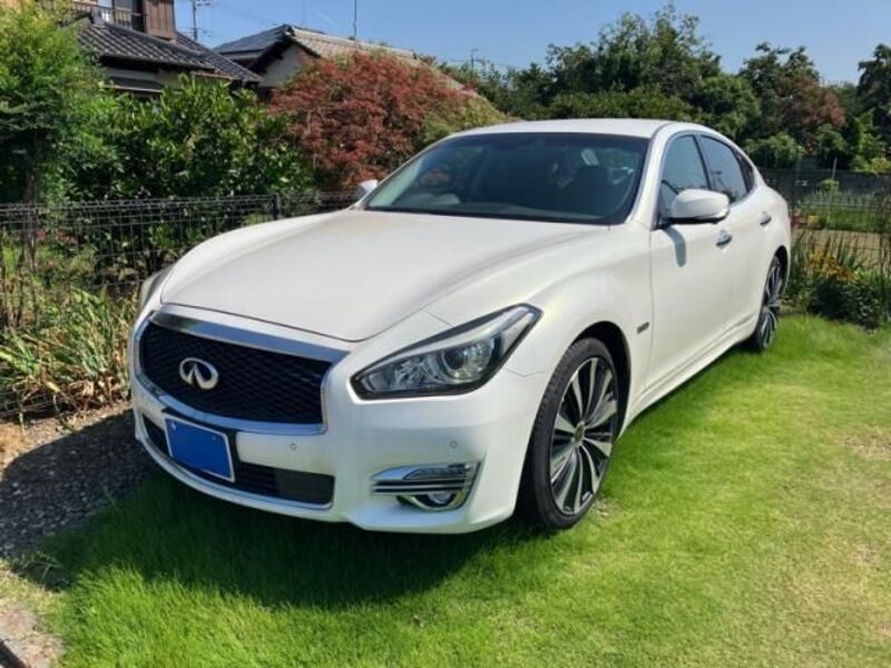 NISSAN FUGA HYBRID