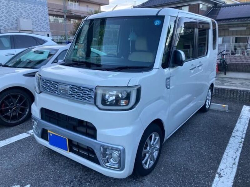 DAIHATSU WAKE