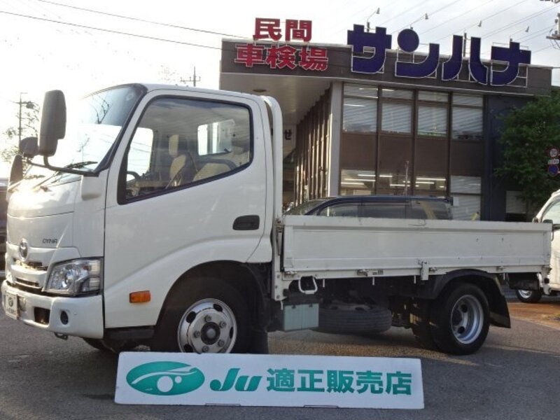 TOYOTA DYNA