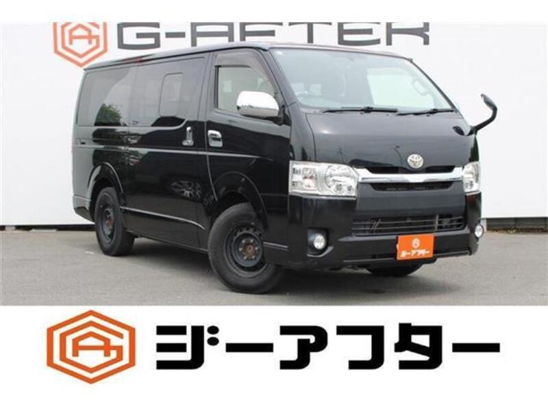 TOYOTA HIACE