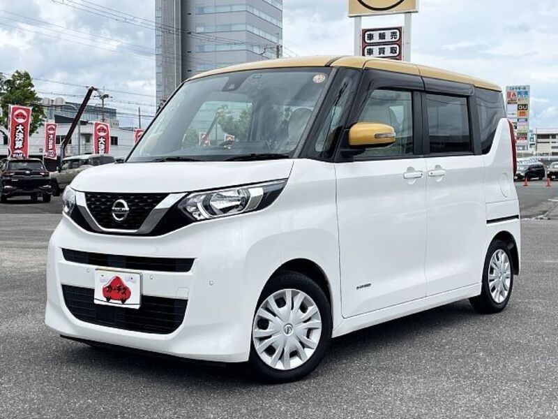 NISSAN ROOX
