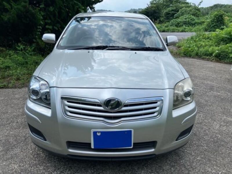 TOYOTA AVENSIS