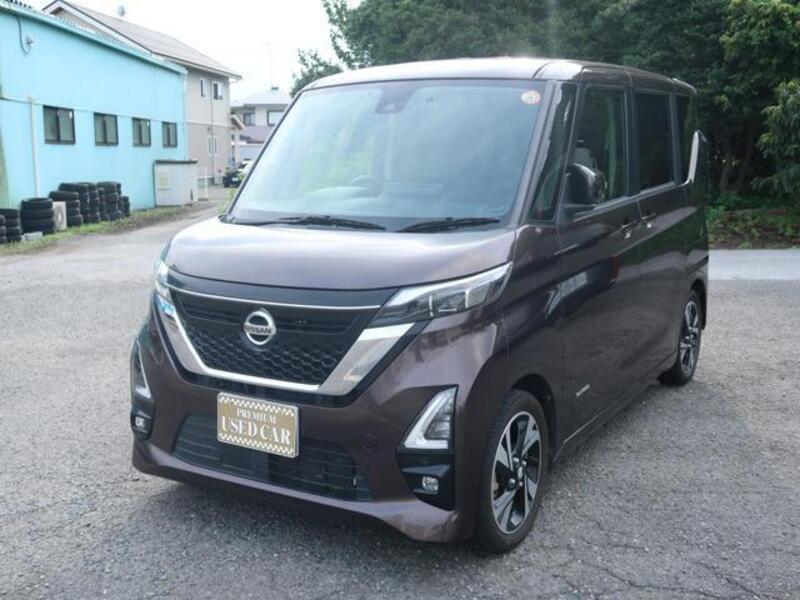 NISSAN ROOX