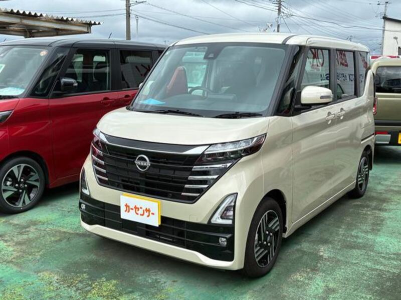 NISSAN ROOX