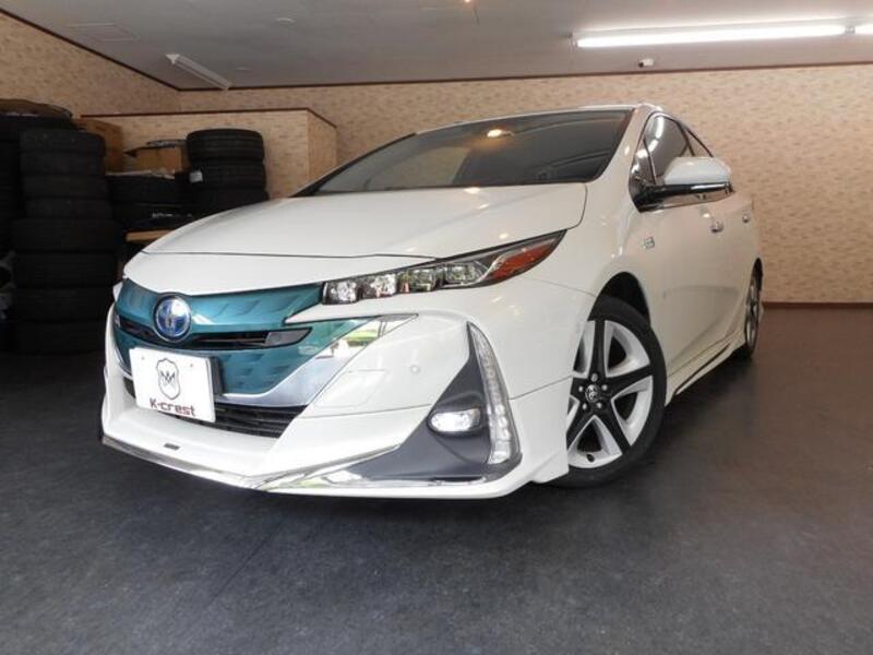 TOYOTA PRIUS PHV
