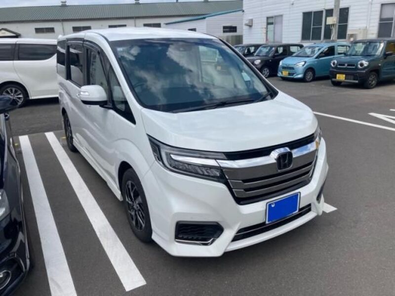 HONDA STEPWAGON SPADA