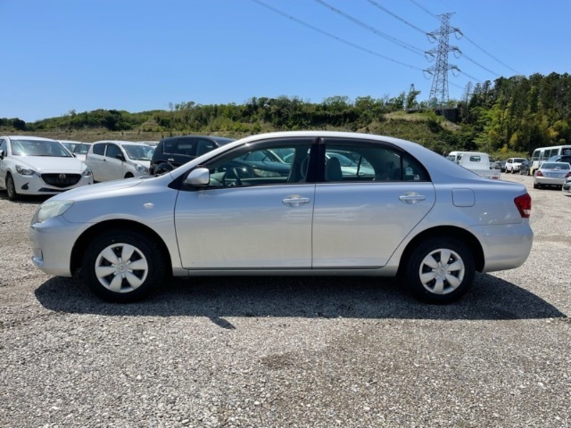 COROLLA AXIO