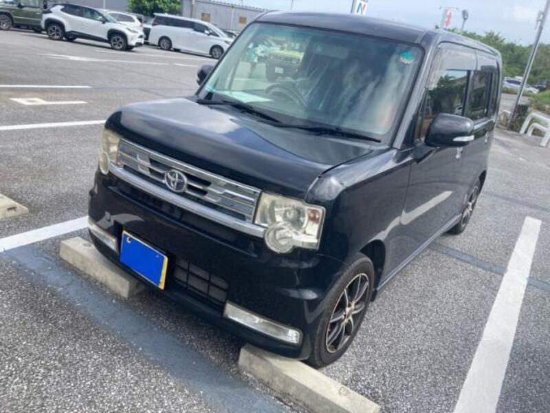 TOYOTA PIXIS SPACE