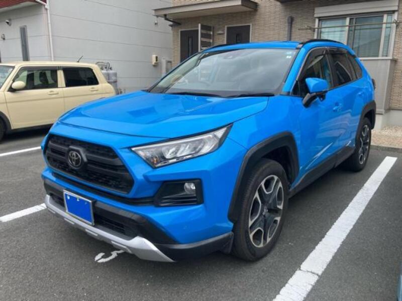 TOYOTA RAV4