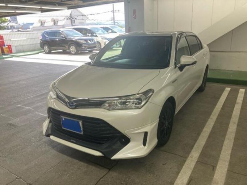 TOYOTA COROLLA AXIO