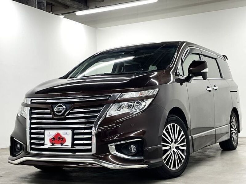 NISSAN ELGRAND