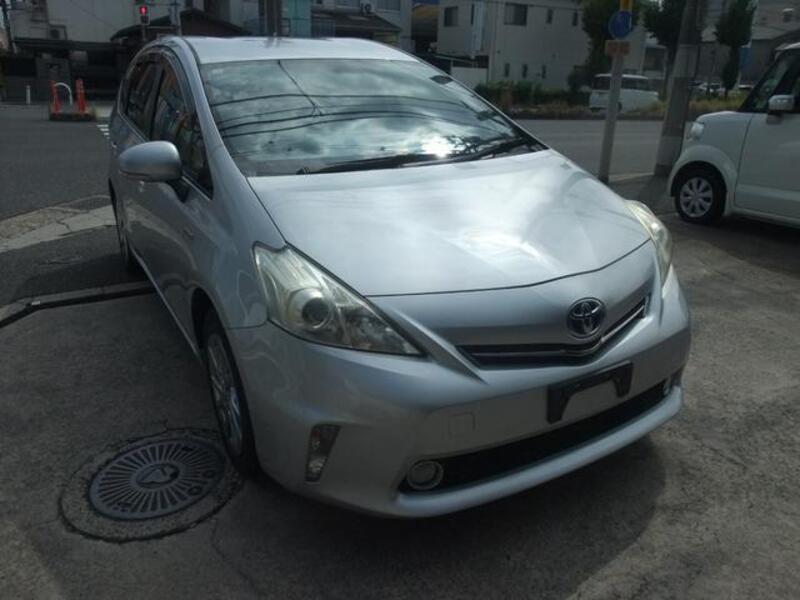 TOYOTA PRIUS ALPHA