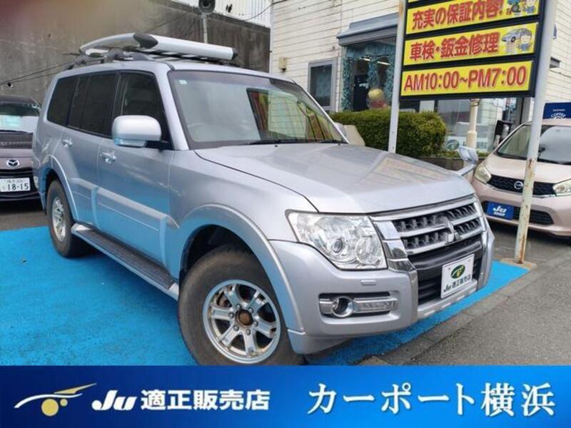 MITSUBISHI PAJERO