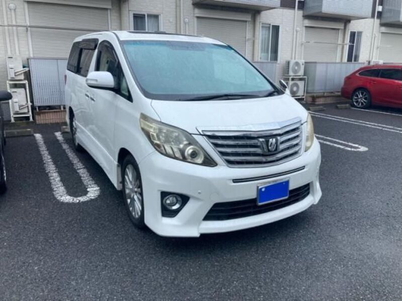 TOYOTA ALPHARD