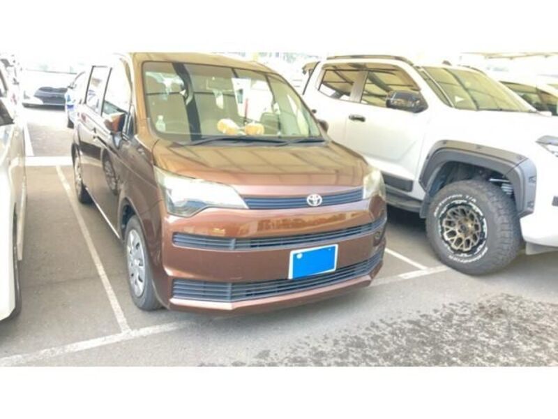 TOYOTA SPADE