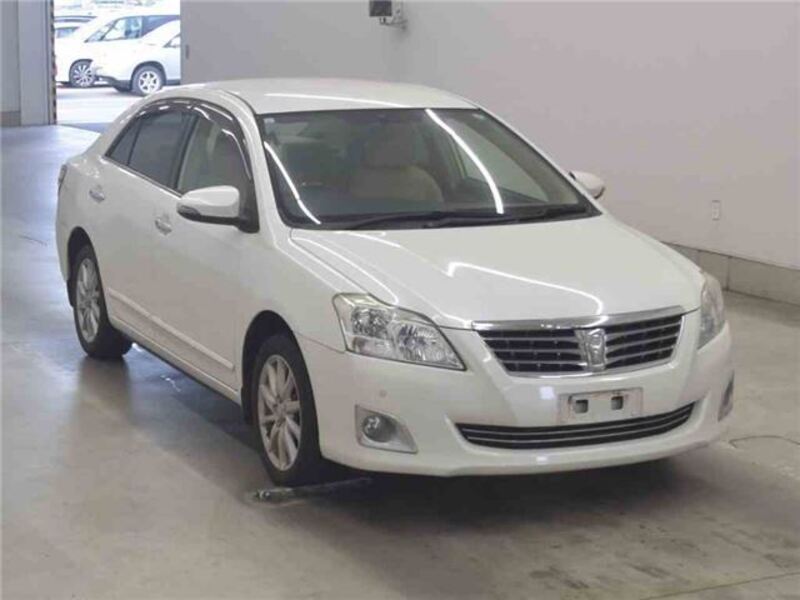 TOYOTA PREMIO