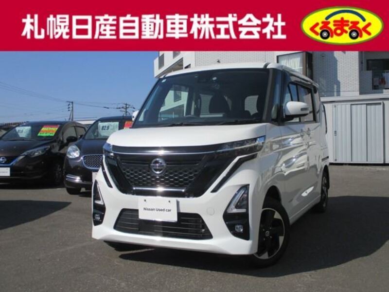NISSAN ROOX