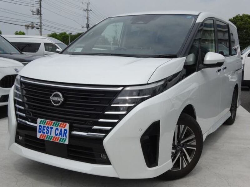 NISSAN SERENA