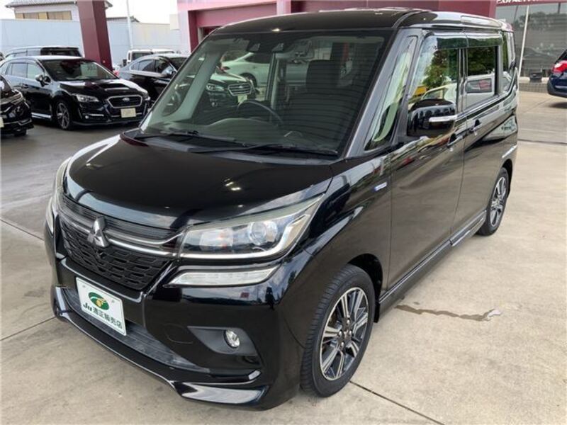 MITSUBISHI DELICA D2