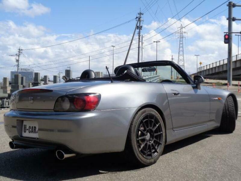 S2000