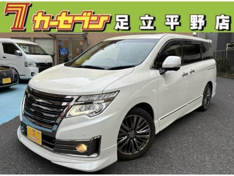 NISSAN ELGRAND