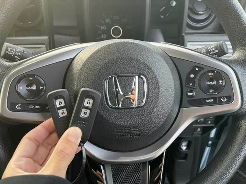 N-VAN