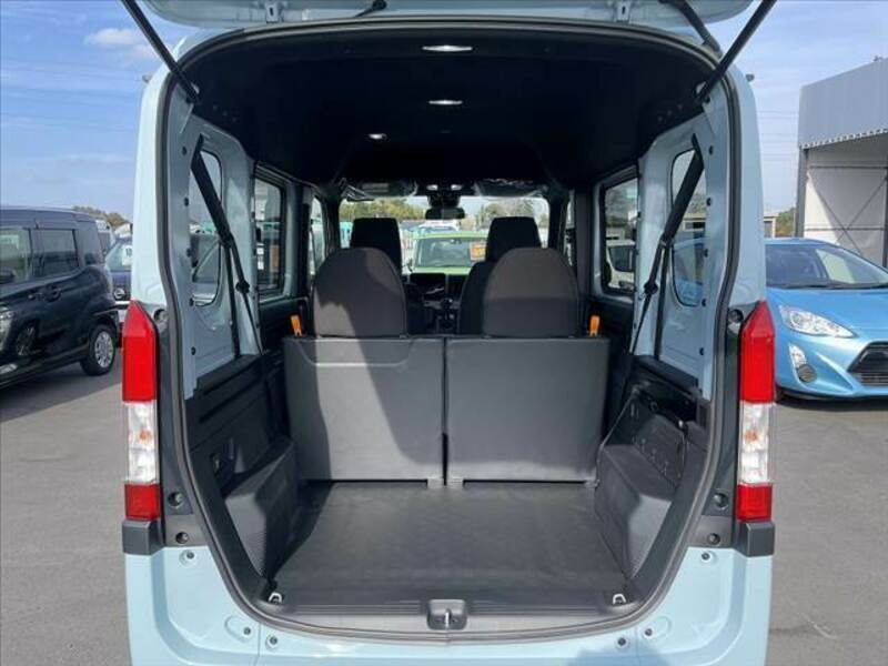 N-VAN