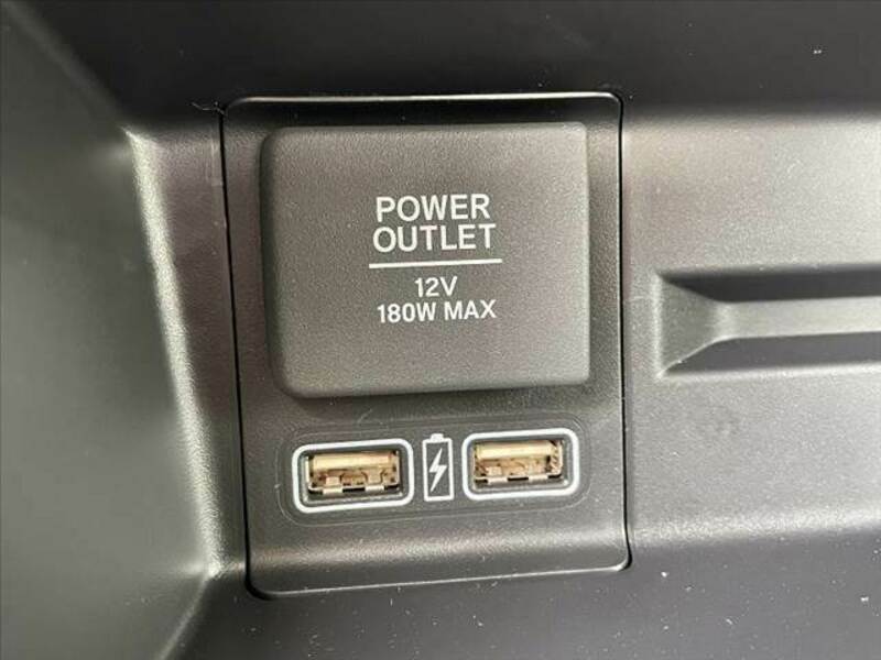 N-VAN