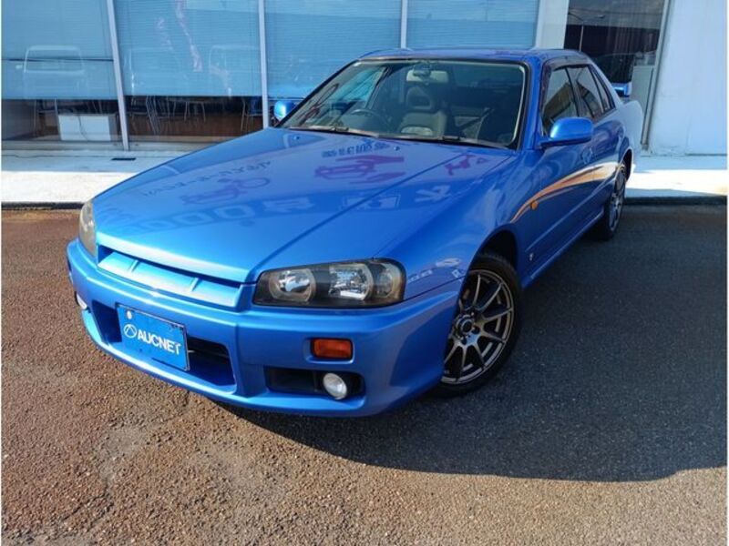 NISSAN SKYLINE